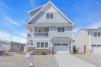 381 Aldo Dr, Toms River, NJ 08753 - photo 2