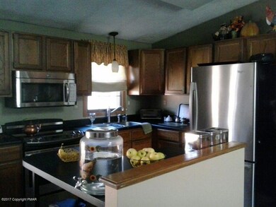 211 Cold Spring Dr, Jim Thorpe, PA 18229 - photo 5