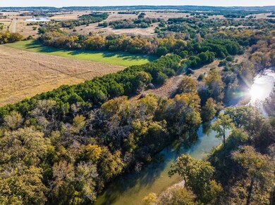 802 Cr 4155 unit Clifton TX 76634, Clifton, TX 76634 - photo 5