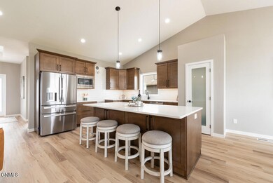 2003 Antler Ave, Bismarck, ND 58503 - photo 5