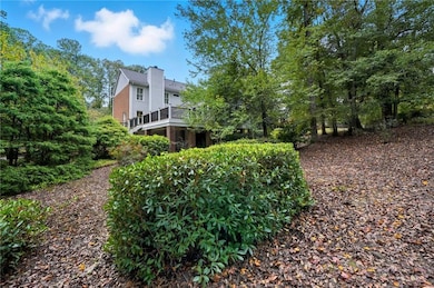 1502 Wood Thrush Way, Marietta, GA 30062 - photo 5