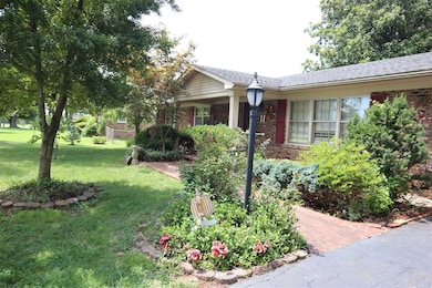 4634 Pinetree Ln, Bowling Green, KY 42101 - photo 2