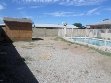 8047 W Glenrosa Ave, Phoenix, AZ 85033 - photo 6