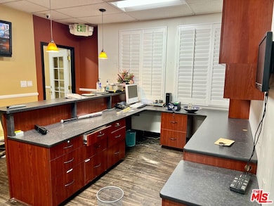 7353 Canoga Ave, Los Angeles, CA 91303 - photo 5