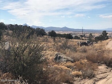 24450 N Shooters Pass, Paulden, AZ 86334 - photo 5