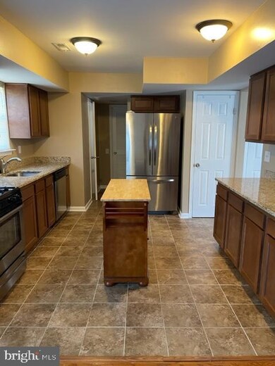 76 Amherst Dr, Burlington, NJ 08016 - photo 7