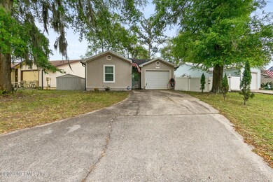 243 Aquarius Cir W, Jacksonville, FL 32216 - photo 2