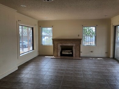 1217 Cedar Ave, Laredo, TX 78040 - photo 3