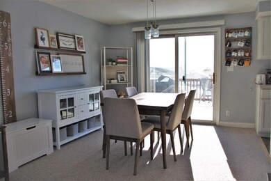 4041 Jodi Dr, Waterloo, IA 50701 - photo 5