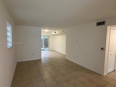 2911 SE 13th Rd unit 10140, Homestead, FL 33035 - photo 3
