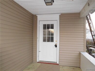 18 Monroe St, North Tonawanda, NY 14120 - photo 3