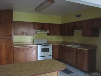 2102 Miller Ave, Donna, TX 78537 - photo 2