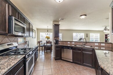 6915 Hampden Point Ct, Houston, TX 77040 - photo 6