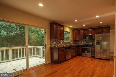 1709 Gould Dr, District Heights, MD 20747 - photo 4