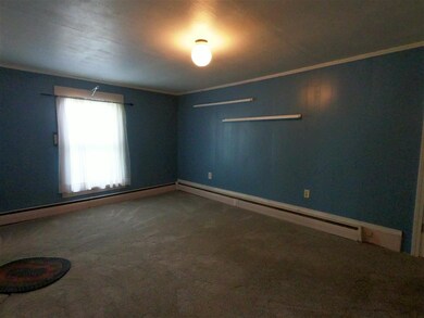 46 Carleton St, Littleton, NH 03561 - photo 5