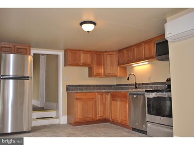 139 Chestnut St unit 2ND FL, Spring City, PA 19475 - photo 5