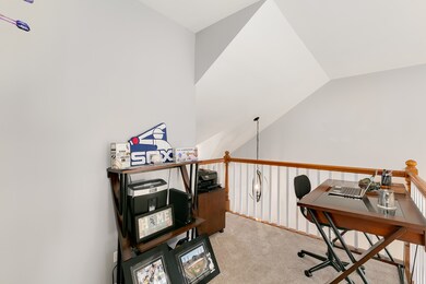 1912 Tamahawk Ln unit 1912, Naperville, IL 60564 - photo 4