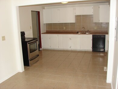 Large kitchen with plenty of space!