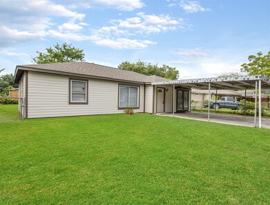 2922 Rosemary Ln, Houston, TX 77093 - photo 2