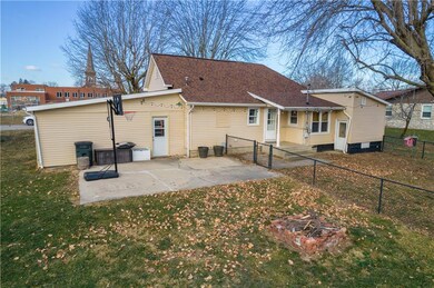 327 Oak St, Tipton, IN 46072 - photo 6