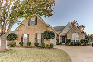 Lovely 4 Bedroom, 2 Bathroom Home With Wonderful O
