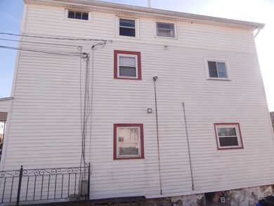 229 Pitman St, Fall River, MA 02723 - photo 3