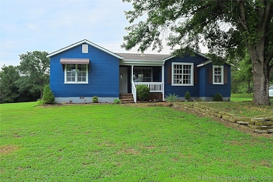 1810 N 233 Rd, Mounds, OK 74047 - photo 3