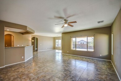 family room 2