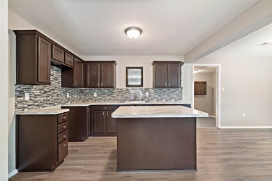 7638 Thurow St, Houston, TX 77087 - photo 6