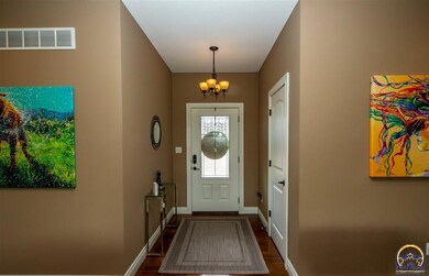 8009 SW 28th Cir, Topeka, KS 66614 - photo 2