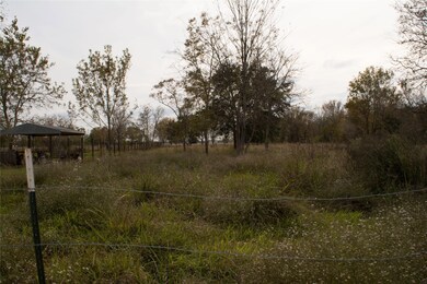 7710 Lester St, Pearland, TX 77584 - photo 4