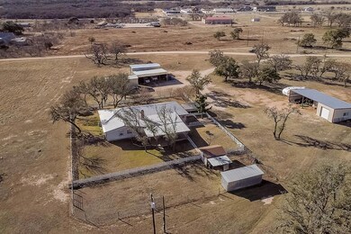 327 Otto Eckhardt Rd, Fredericksburg, TX 78624 - photo 7