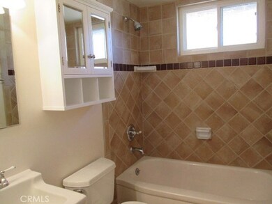 13049 Macneil St, Sylmar, CA 91342 - photo 5