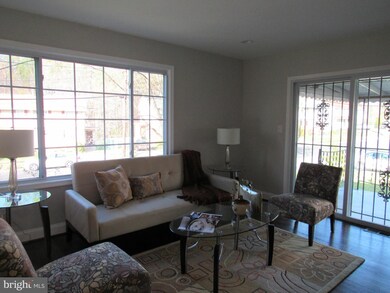 700 Booker Dr, Capitol Heights, MD 20743 - photo 4