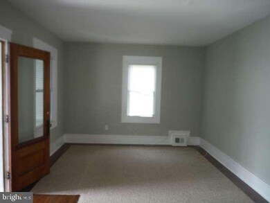 131 W Center St, Clayton, NJ 08312 - photo 3