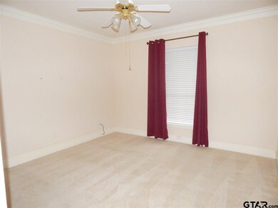 1914 1914 Hollylake Cir, Tyler, TX 75703 - photo 5