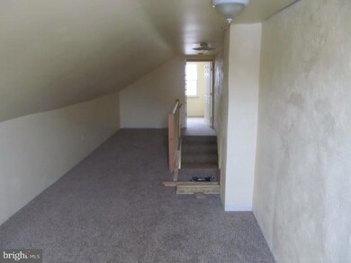 606 Clifton Ave unit 2, Darby, PA 19023 - photo 7