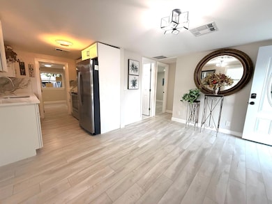 1093 Highview Rd, Lantana, FL 33462 - photo 2