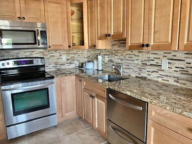 1086 Yarmouth E, Boca Raton, FL 33434 - photo 4