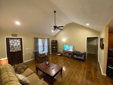 119 Doak St, Shelbyville, TN 37160 - photo 3