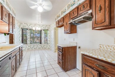 10701 Aldama Ct, El Paso, TX 79935 - photo 7