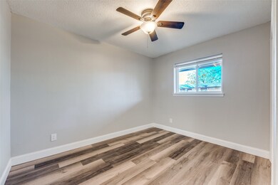 1001 W Elm St unit 201, Denison, TX 75020 - photo 7