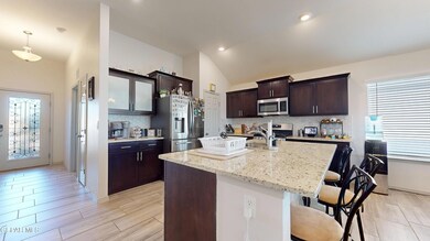 1172 Indigo Sky St, Horizon City, TX 79928 - photo 4