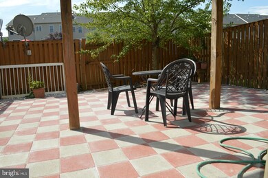 25878 Commons Square, Chantilly, VA 20152 - photo 3