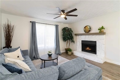 3119 Freedom Ct, Douglasville, GA 30135 - photo 6