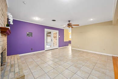 1315 Valleta Dr, Houston, TX 77008 - photo 7