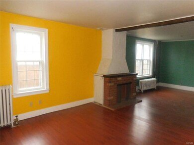 813 3rd St, Whitehall, PA 18052 - photo 2