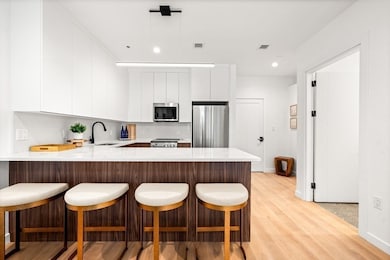 1395 Washington St unit 501, Boston, MA 02118 - photo 5