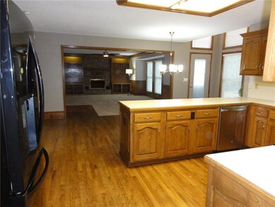 Kitchen (2)