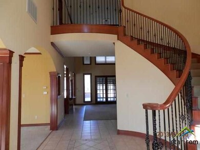 5601 5601 Pine Bend, Tyler, TX 75703 - photo 2